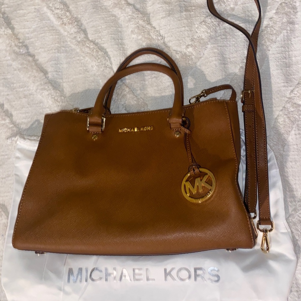Michael Kors Sutton bag in luggage